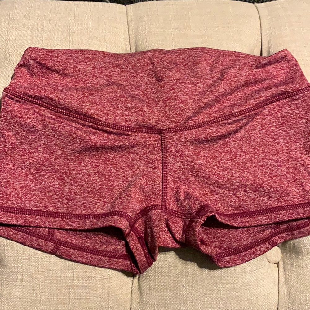 VULL SPORT SIZE SMALL SHORTS